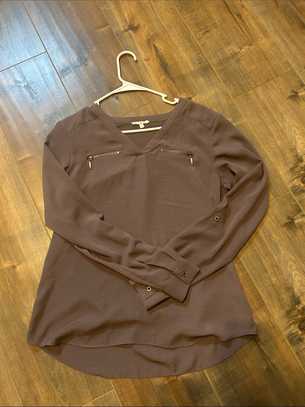 Women's V-Neck Long Sleeve Blouse - Mauve